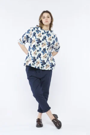BLUSA ampia a stampa fiori con manica a tre quarti e scollo a barca risvoltato ONEWORLD HYBRID