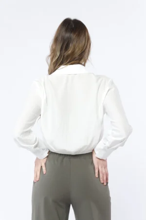 CAMICIA corta con fiocco a maniche lunghe
