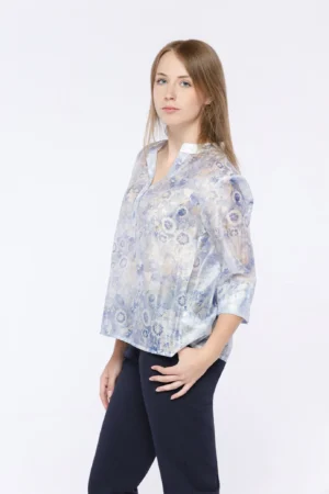 BLUSA scollo a V con bottoncini e manica a tre quarti