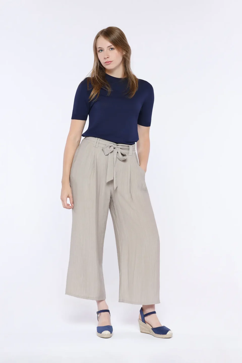 PANTALONE fresco e versatile a zampa larga striato con chiusura a elastico ed elegante cinta in vita ONEWORLD HYBRID