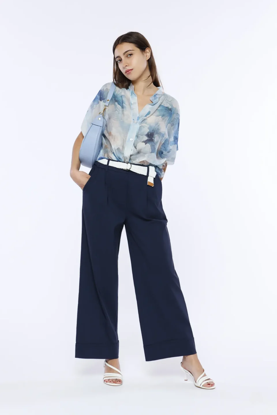 PANTALONE fresco e comodo con elastico di chiusura in vita e orli alti alla caviglia ONEWORLD HYBRID
