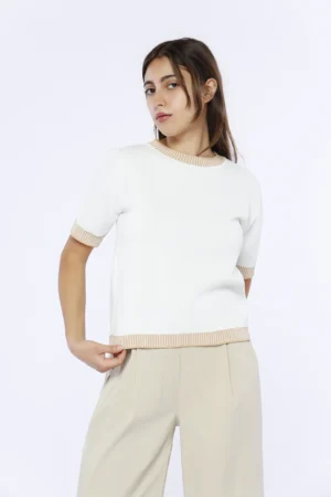 T-SHIRT casual a manica corta con orli bicolore a costine