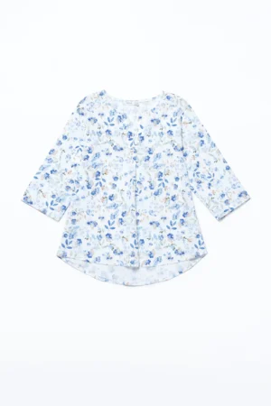 BLUSA ampia e casual a stampa fiorellini di campo con scollo a giro aperto V sul davanti e fresca manica a tre quarti