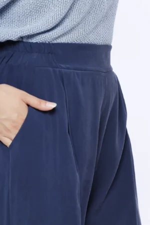 PANTALONE fresco e comodo pull on a zampa larga con tasche laterali