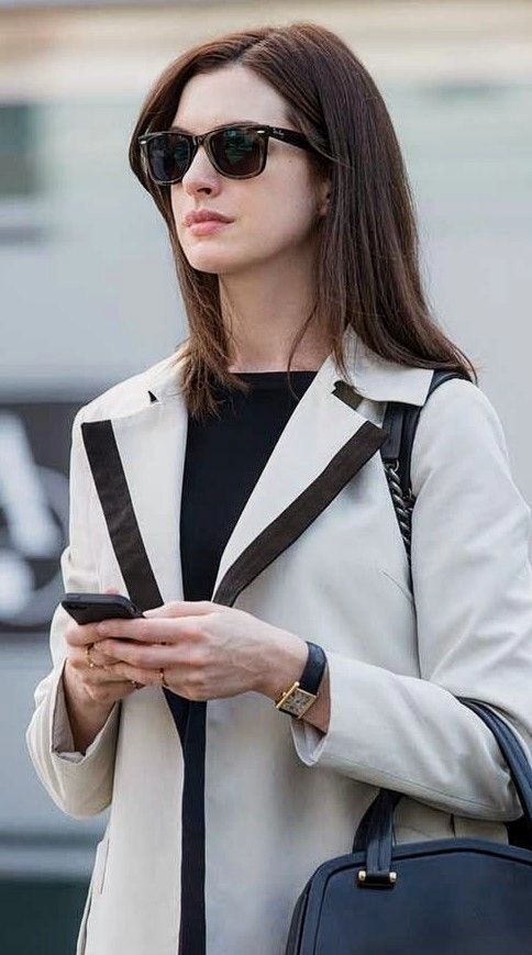 Anne Hathaway per Hybrid