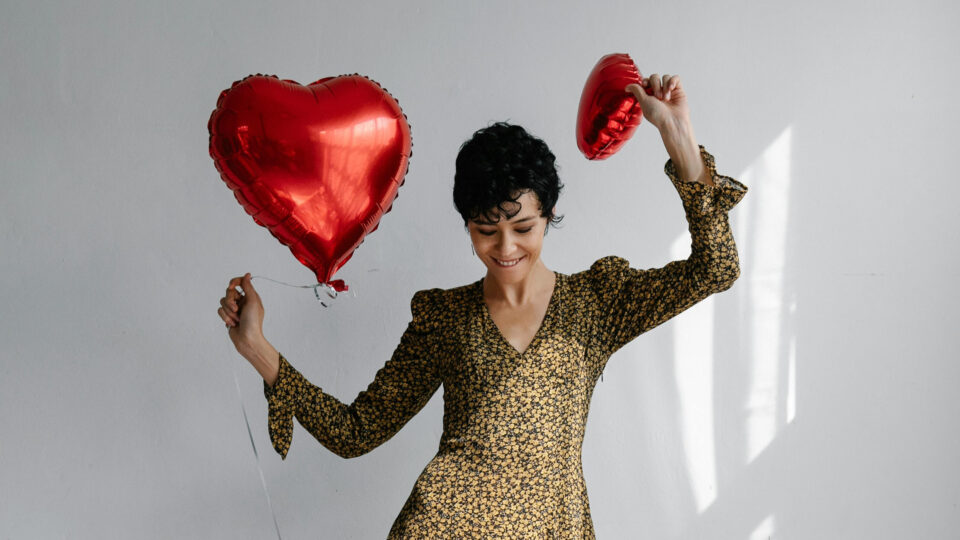 Come vestirsi a San Valentino? 3 outfit da scegliere